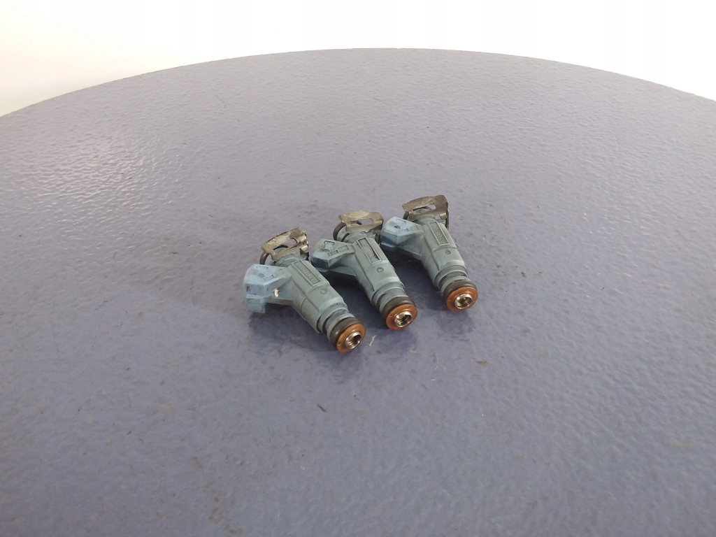 Купити Smart fortwo 0.6t форсунка комплект  3 szt 0280155814