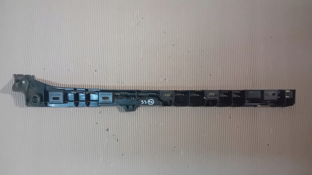 фото №1, Bmw f10 f11 молдинг крепёжная порог левый задняя задняя 7204021 порог