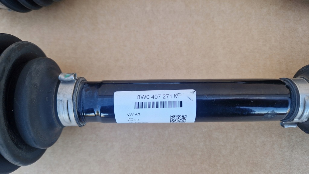 фото №4, Приводной вал audi a4 b9 lift 8w0407271m jak nowa оригинал 2022 rok