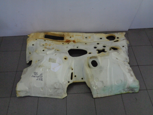 фото №4, Шумоизоляция стены перегородки jeep renegade 1.4 multiair przed lift 2017 r