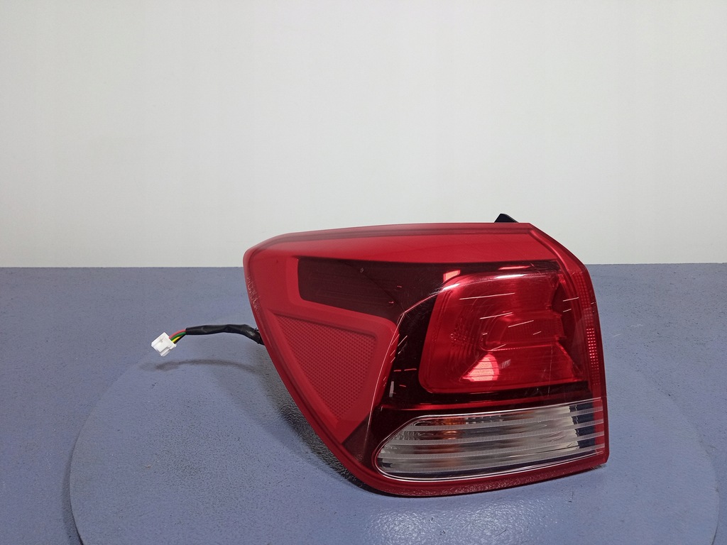 фото №1, Kia rio iv yb lift 5d hb лампа задняя левая наружная 92401-h8
