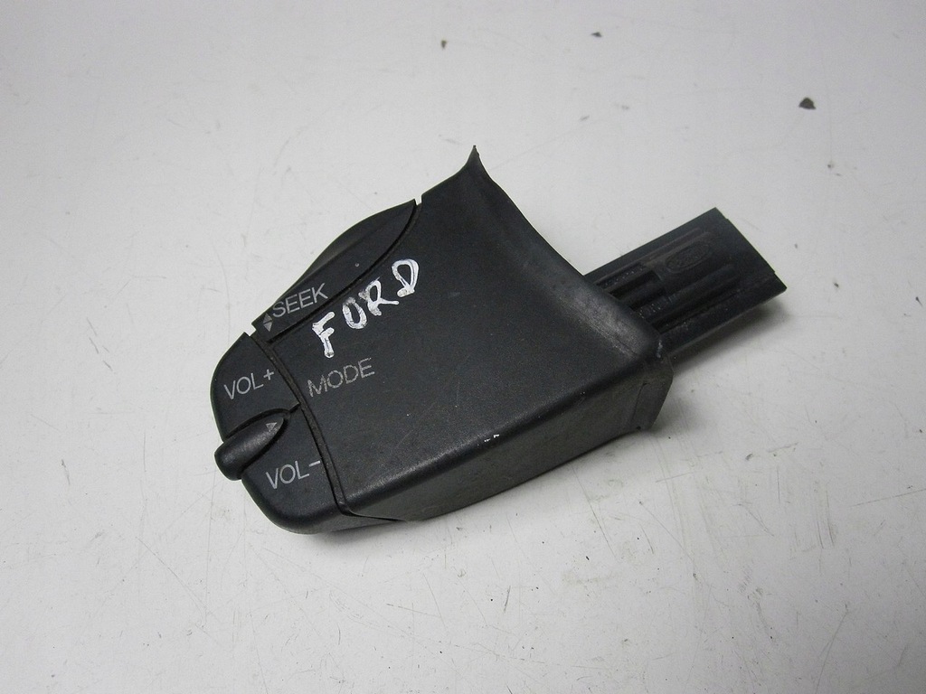 фото №1, Углы рычаг радио ford fusion 02r