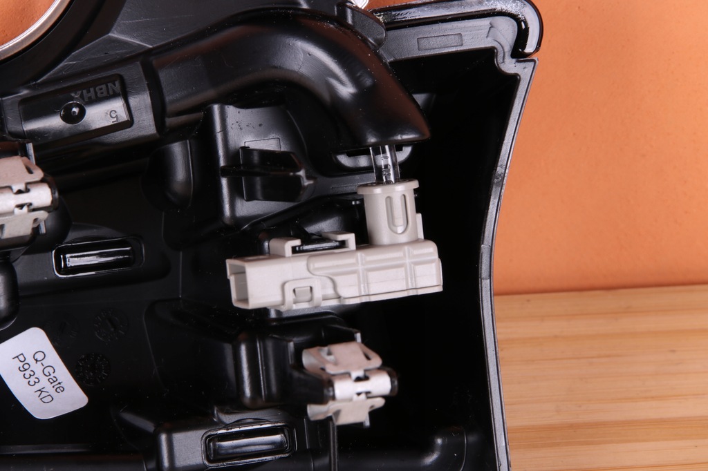 фото №13, Bmw u06 x1 u11 накладки dekor консоли piano black