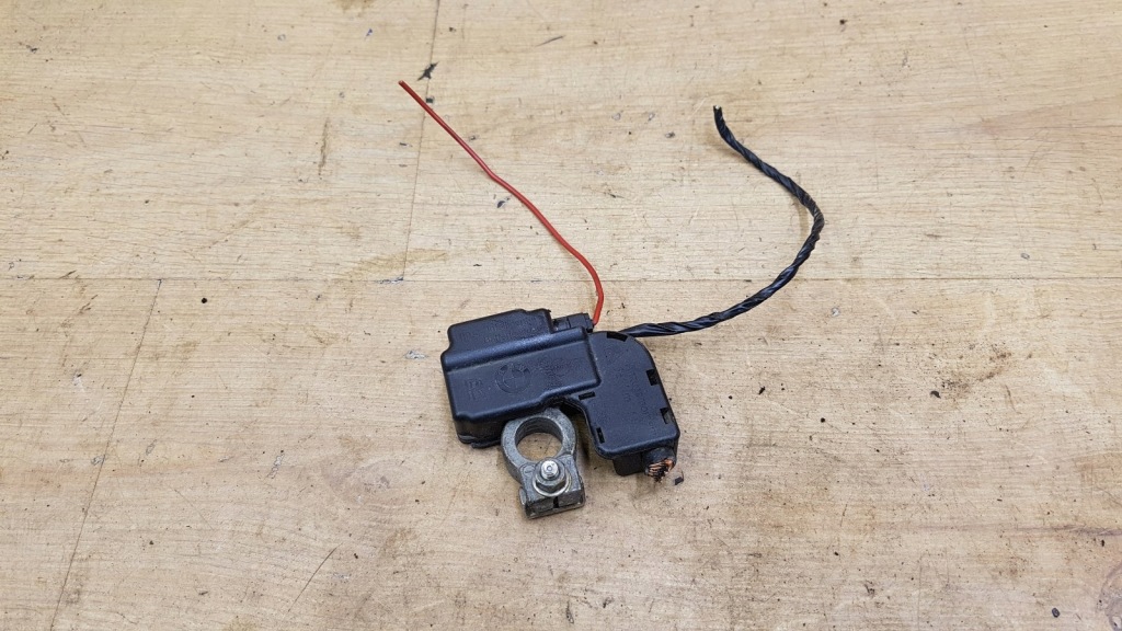 Купить Клемма аккумулятор минус mini r56 7573025