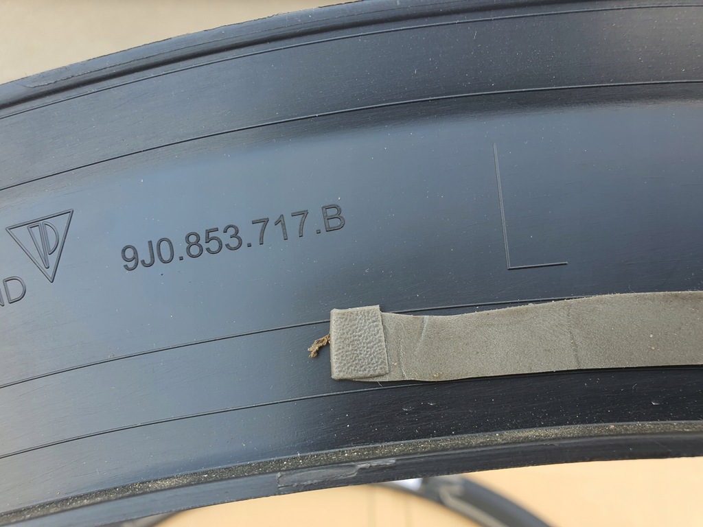 фото №8, Porsche taycan 9j0 молдинг крила правий лівий перед