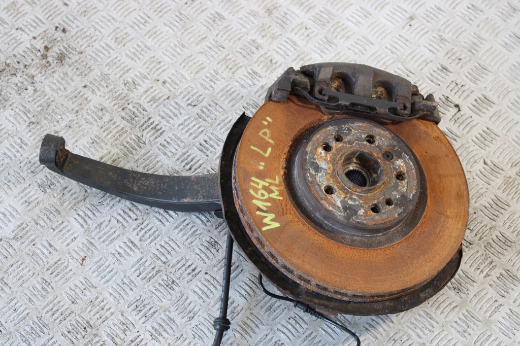 фото №1, Поворотный кулак левый перед mercedes ml w164