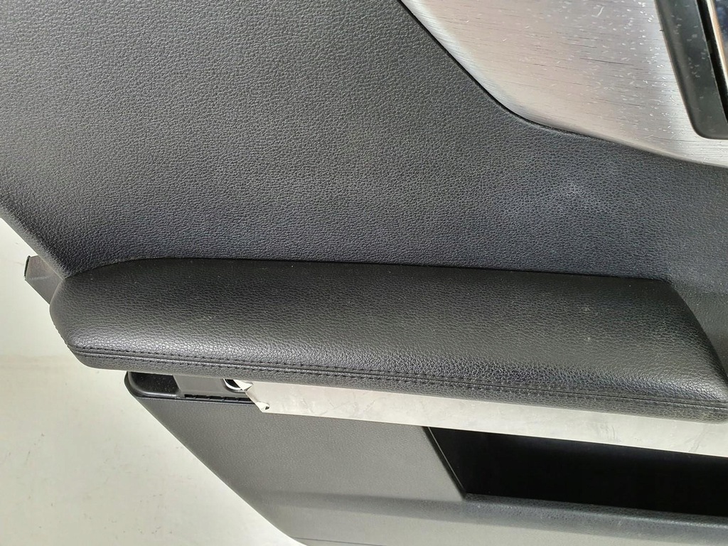 фото №6, Обивка обшивка левый перед mercedes glk x204 euro