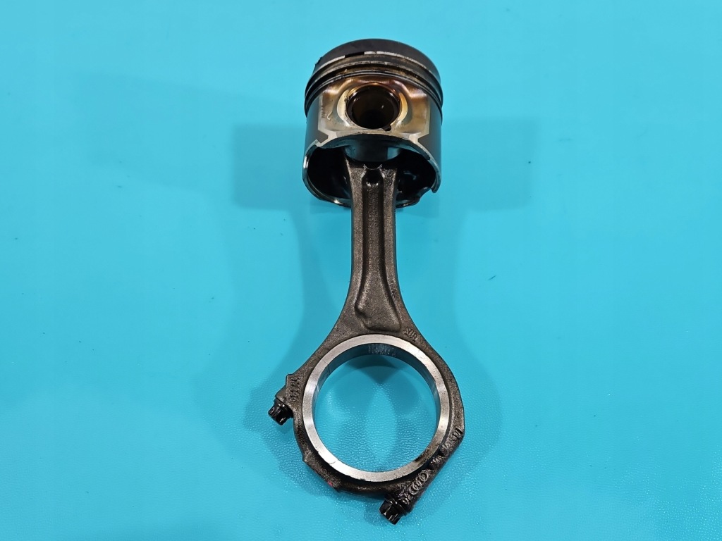 Купити Поршень audi a6 c6 3,0 tdi 224km