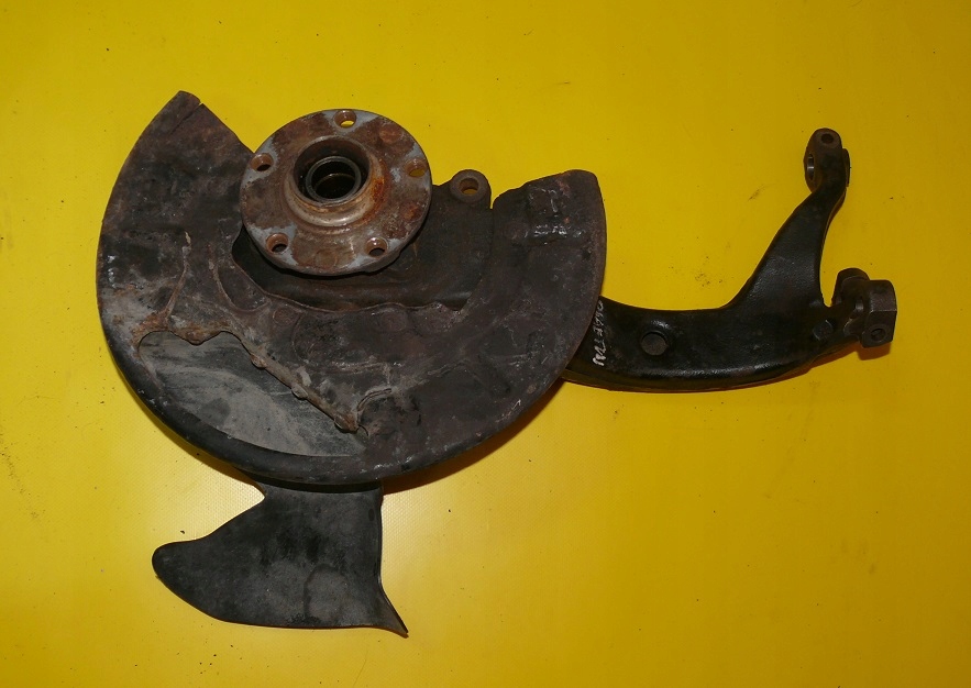 фото №1, Ступиця поворотний кулак правий перед vw phaeton 3.2 fsi