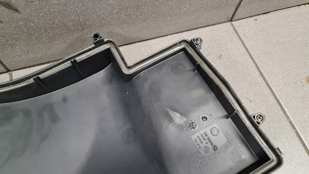 фото №10, Кришка запобіжників bmw 7 e65 lift 3.0d 7526470