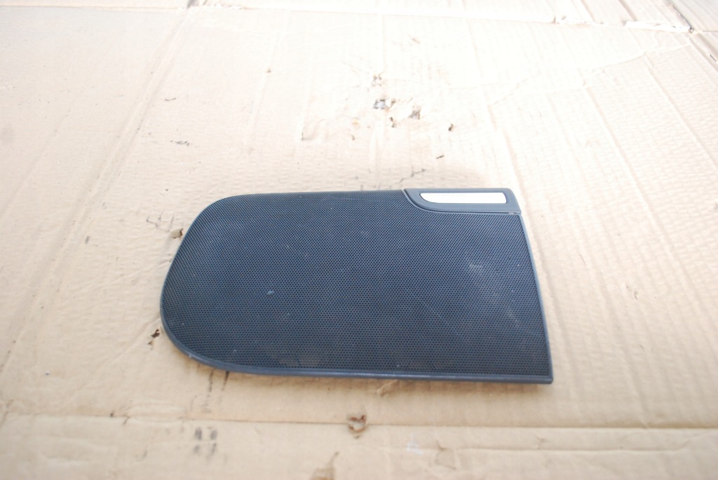 фото №1, Накладка динаміка bose права a8 d3 4e0035406