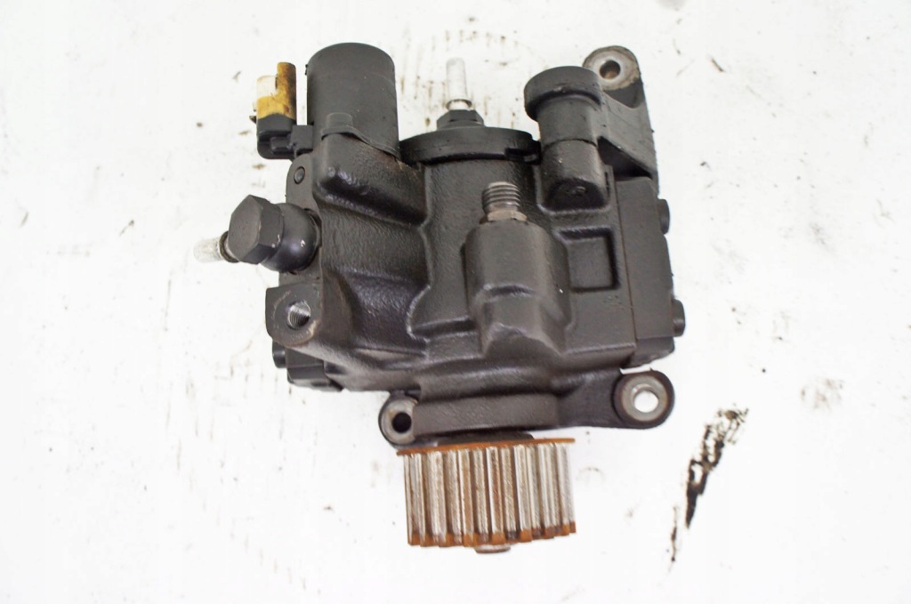 Ud194 infiniti q30 1.5d насос упорскування паливної  5ws40978 Доставка
