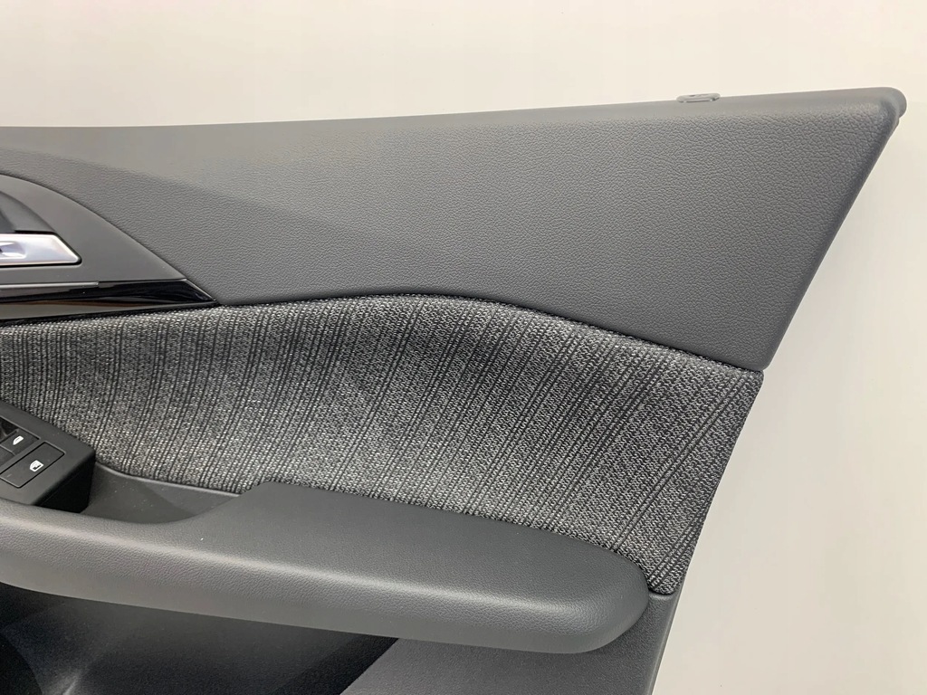 фото №4, Bmw 2 u06 обшивка оббивка двері матеріал амбiєнтне