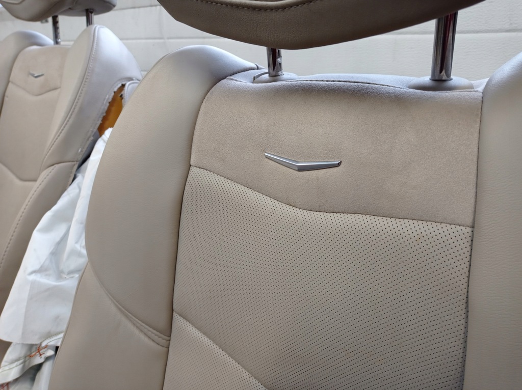 фото №13, Сидіння заднє сидіння комплект cadillac escalade 6.2 v8 l86 2018