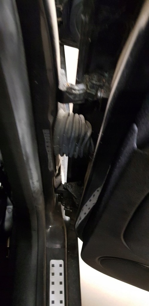 фото №3, Vw golf iv golf bora петля двері задня колір lc9z