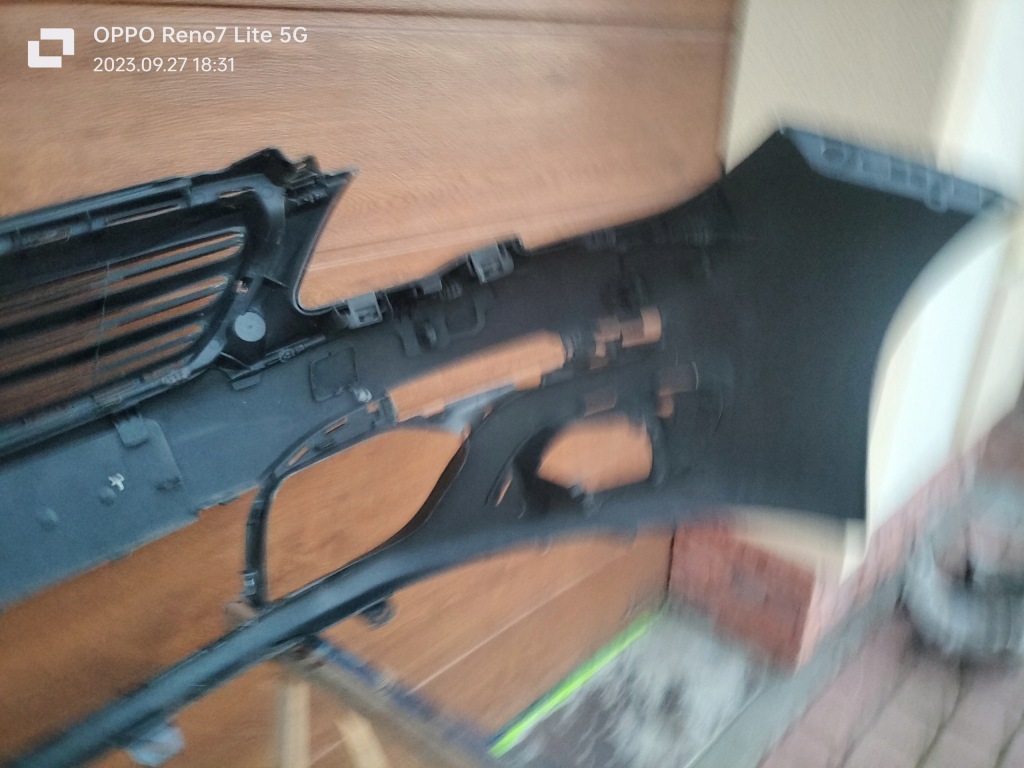 Peugeot 308 бампер перед 2013-2017 решётка  решётка радиатора 36117425 Цена