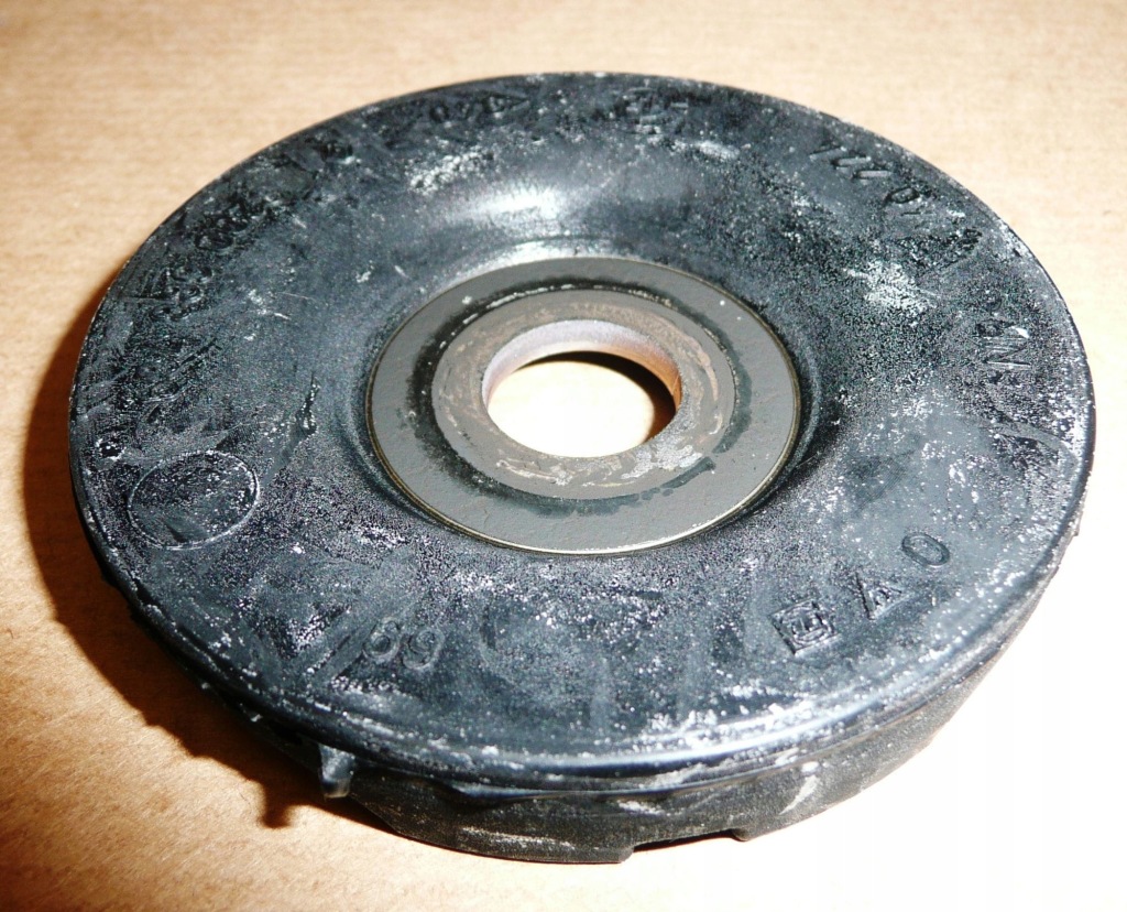 фото №2, Кронштейн амортизатора renault master iii перед 8200688789 оригінал