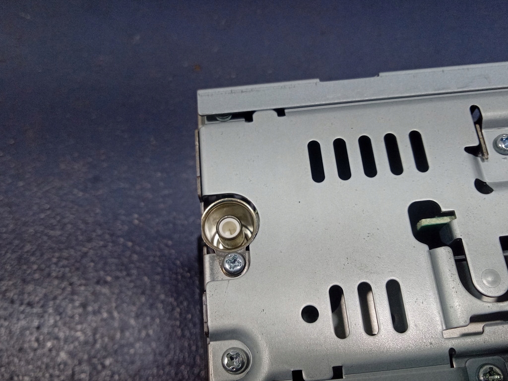 Chrysler sebring ii радіо заводський p05091610ab Недорого