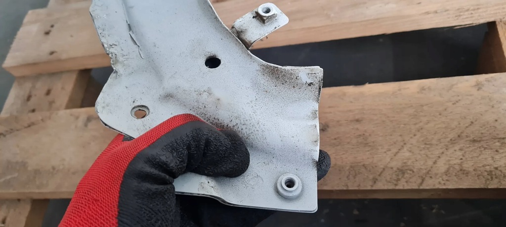 фото №9, A4 b9 8w s4 носик лонжерон крыла левая левый ls9r a5 8w s5