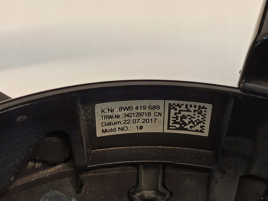 фото №8, Audi a3 8v воздуховод multi кожа 8w0419689