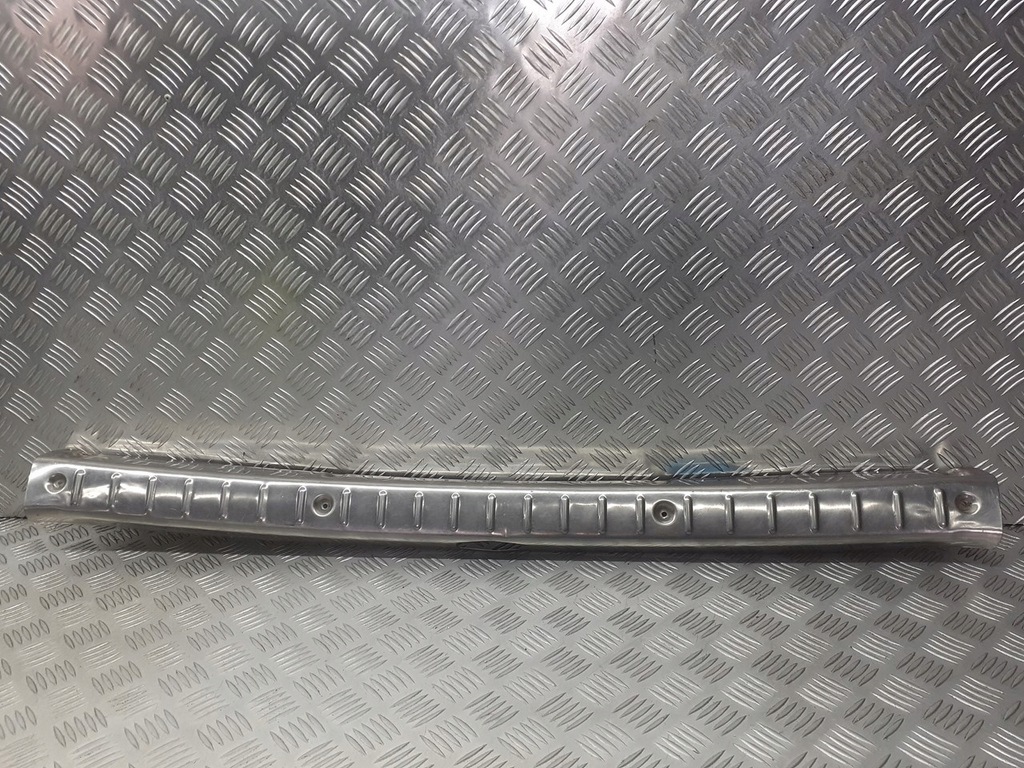 фото №1, Накладка na порог багажника citroen c5 ii 1.8