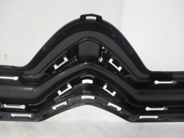 фото №10, Citroen c4 spacetourer кронштейн logo решётка радиатора решётка радиатора