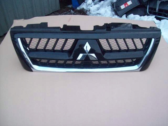 фото №1, Решітка радіатора, решітка радіатора mitsubishi pajero