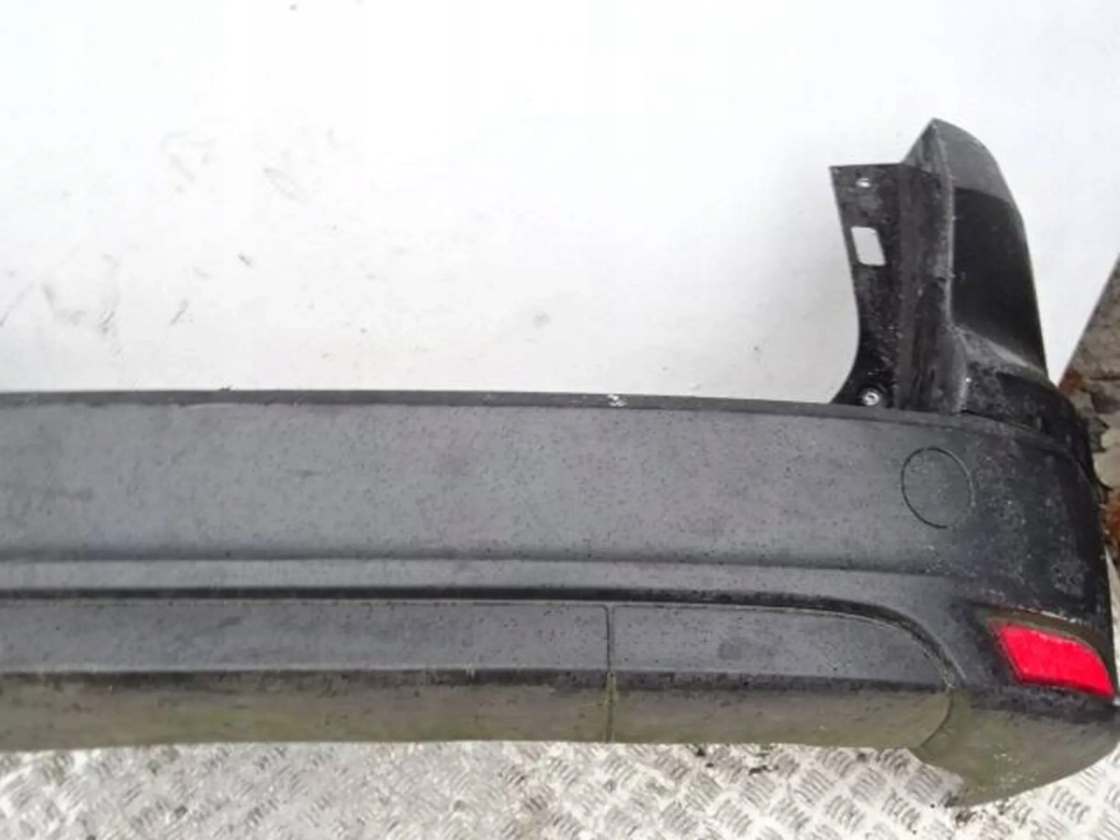 Бампер задний  ford focus mk3 kombi fb Оригинал