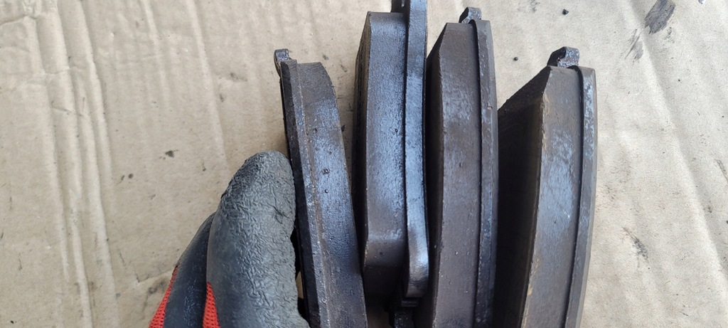 фото №8, A6 c7 4g a7 гальмівні колодки гальмівні 330mm задня 3.0 tfsi s4 b8 sq5 s5