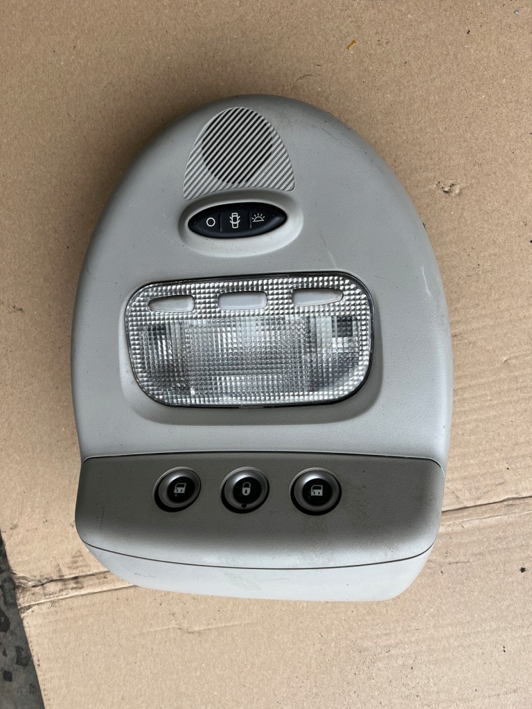 фото №1, Лампа потолочный peugeot 807 2002-2007 241747