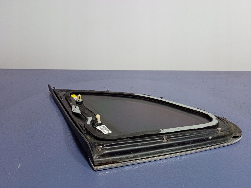 фото №3, Volvo v40 ii стекло кузовная задняя правая