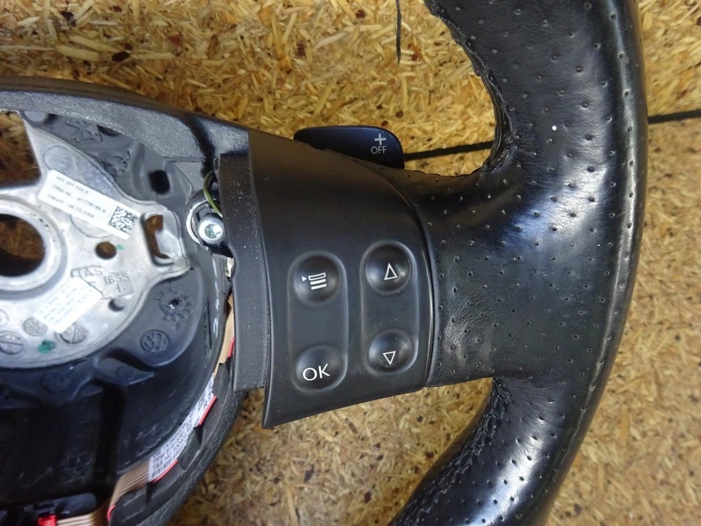 фото №11, Vw scirocco iii golf v r32 gti dsg повітропровід мультифункція 1k0419091cc