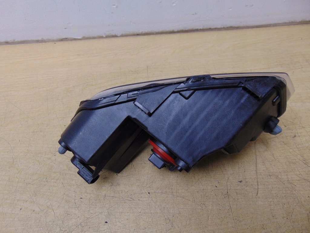 фото №9, Протитуманна фара лівий vw polo v 6c 6c0941661g europa