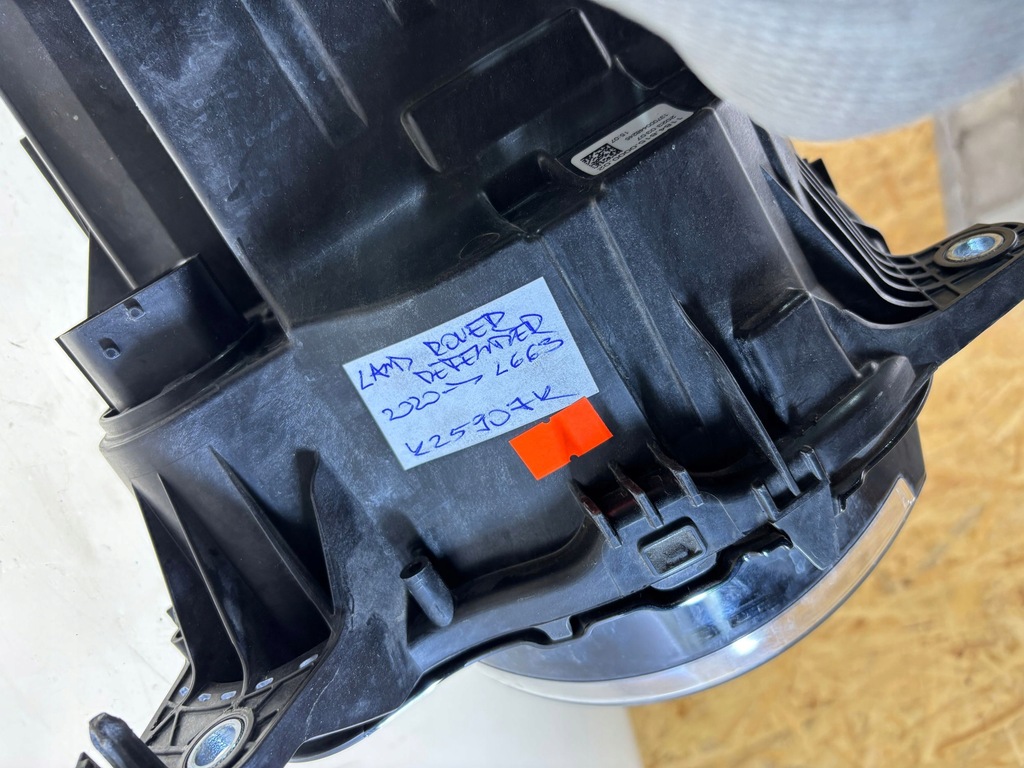 фото №9, Land rover defender 2021 лампы передние