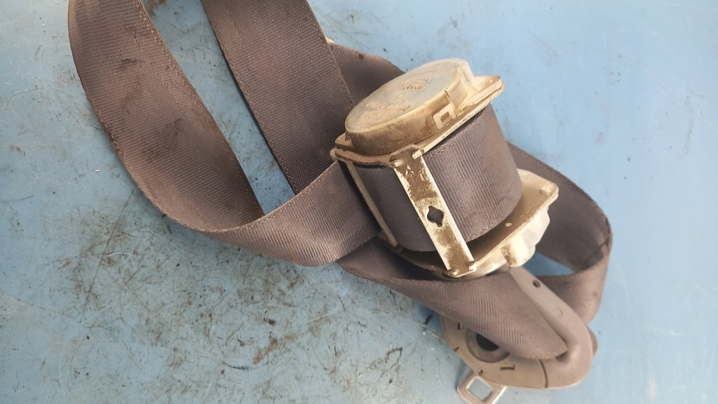 фото №2, Pas левый задняя toyota previa 01r