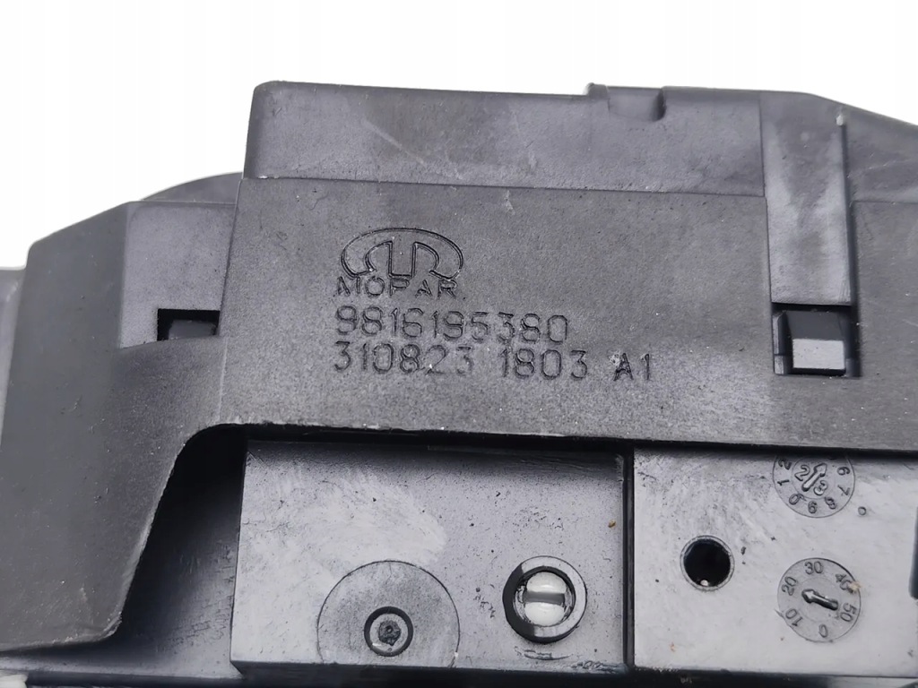 фото №7, Citroen c3 aircross замок крышки задний / багажника 2023 suv 4/5dr 17-23