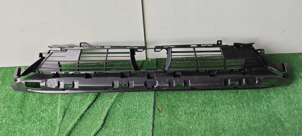 фото №1, Решётка средняя w бампер citroen ds3 crossback