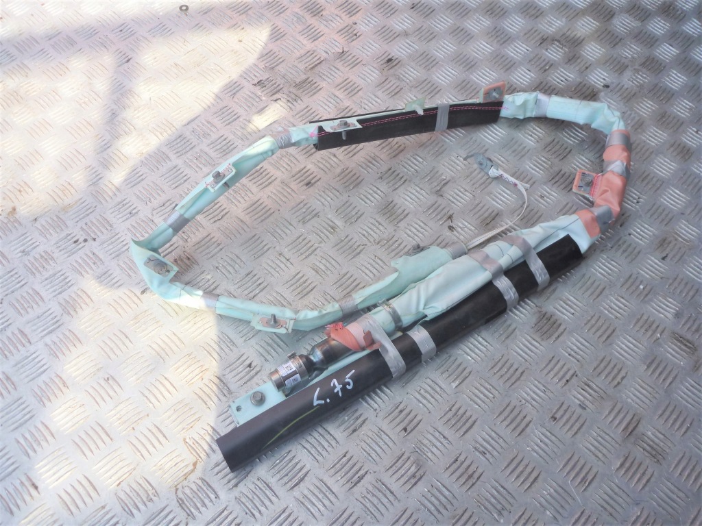 Купити Шторка безпеки ліва cadillac xt5 3.6 2017