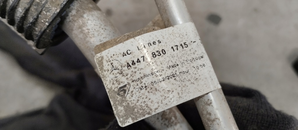 Шланг провода кондиционера трубка пабтрубок  mercedes v klasa w447 a4478301715 Недорого