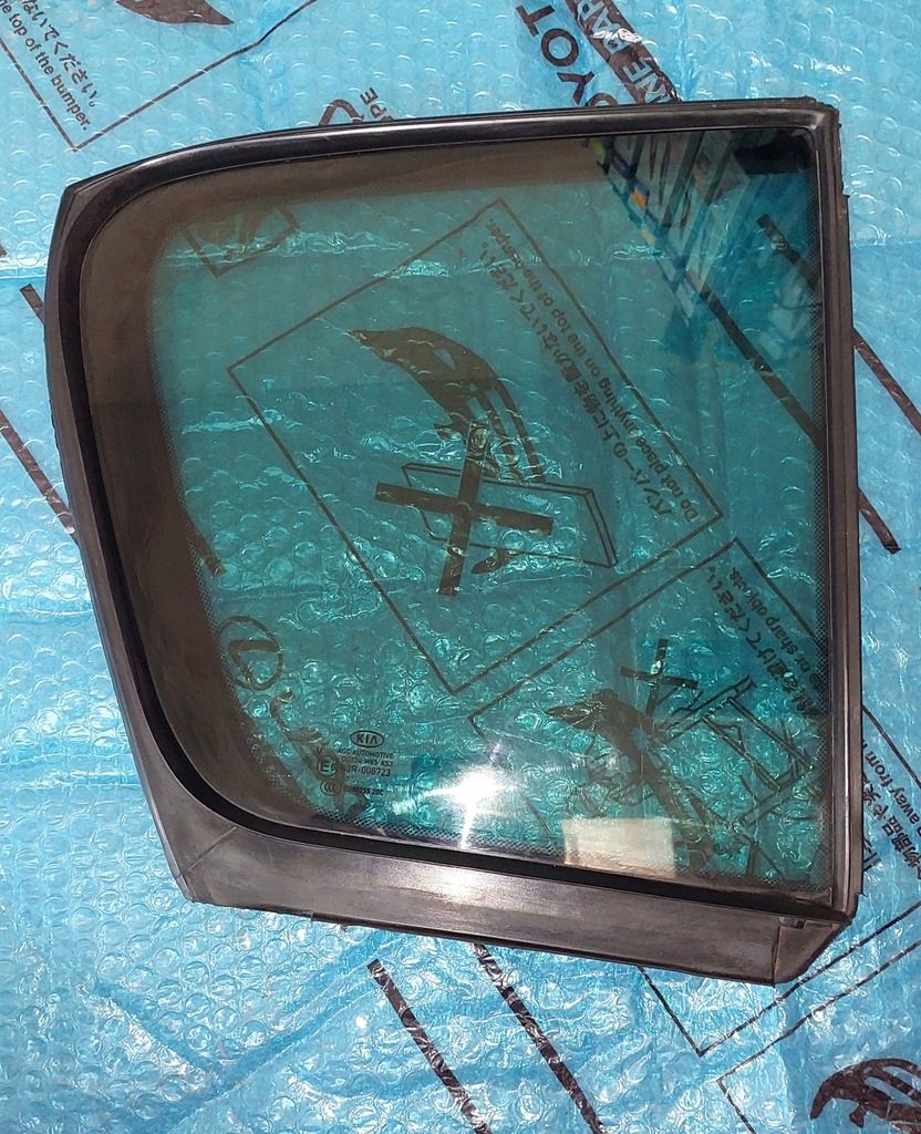 фото №1, Kia sportage iv правая задняя стекло дверь 17r