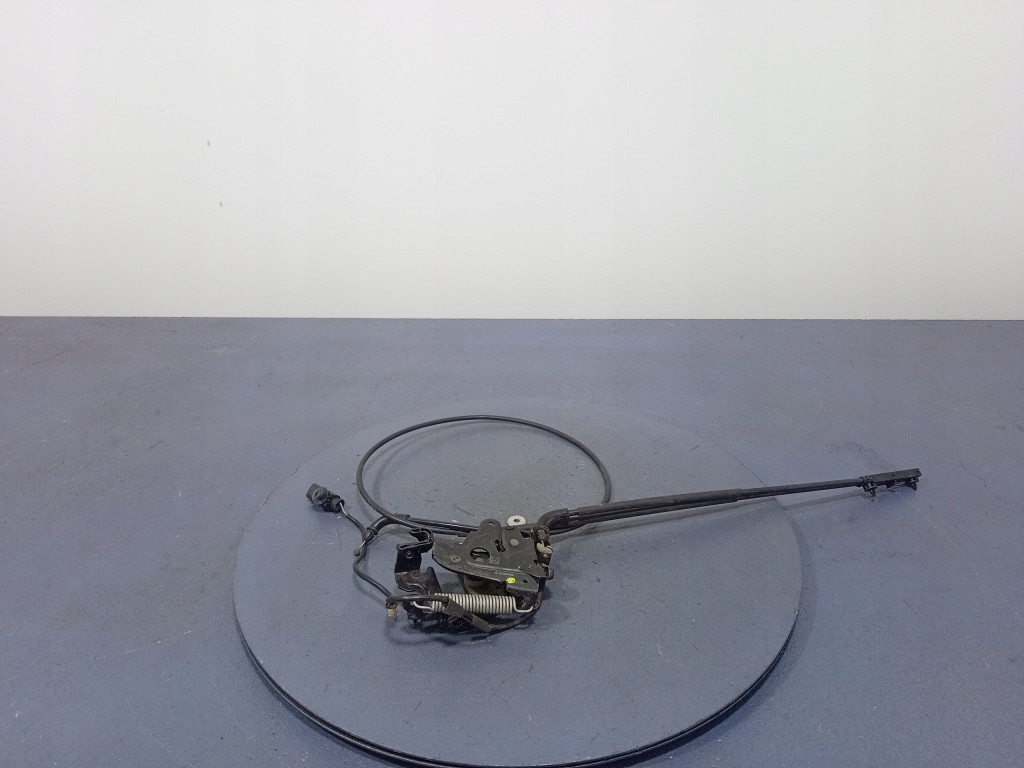 фото №1, Bmw 7 g11 g12 замок капот левый 7347404