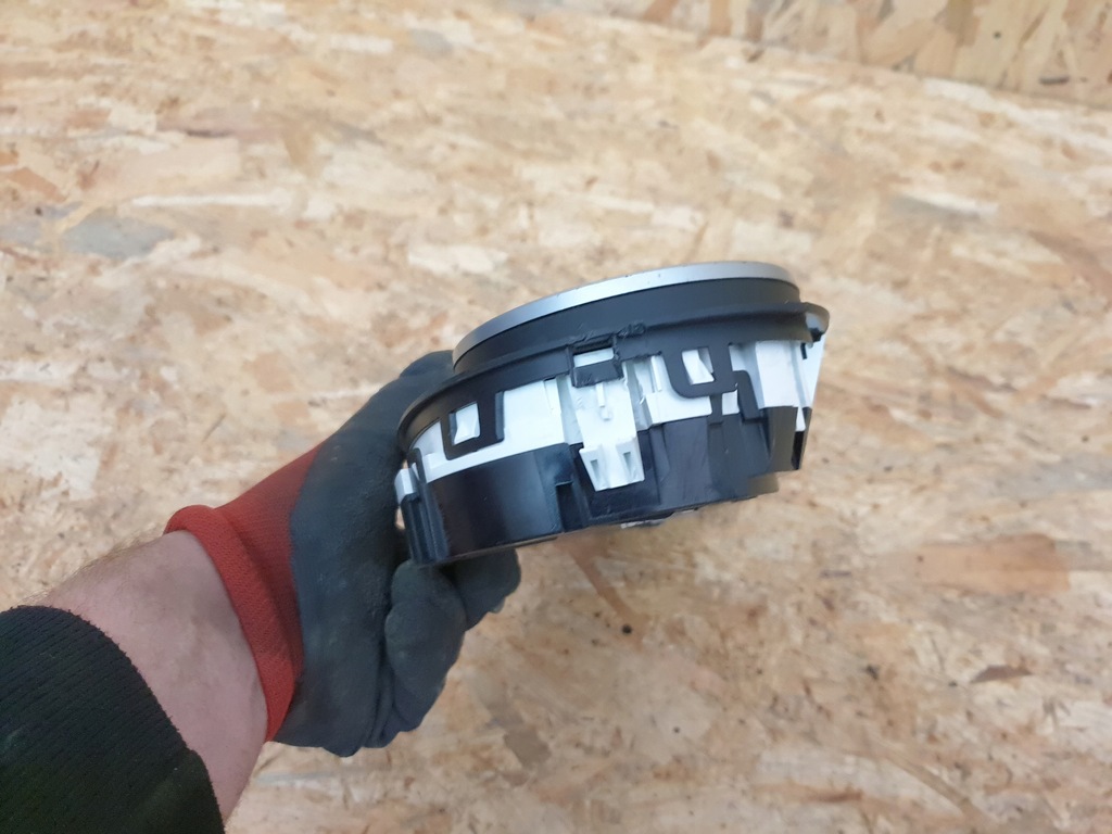 фото №5, Renault megane iii счетчик приборная панель 248107563r 1.5