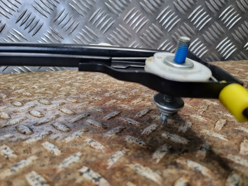 фото №10, Dodge challenger 2018 подъемники окон правый