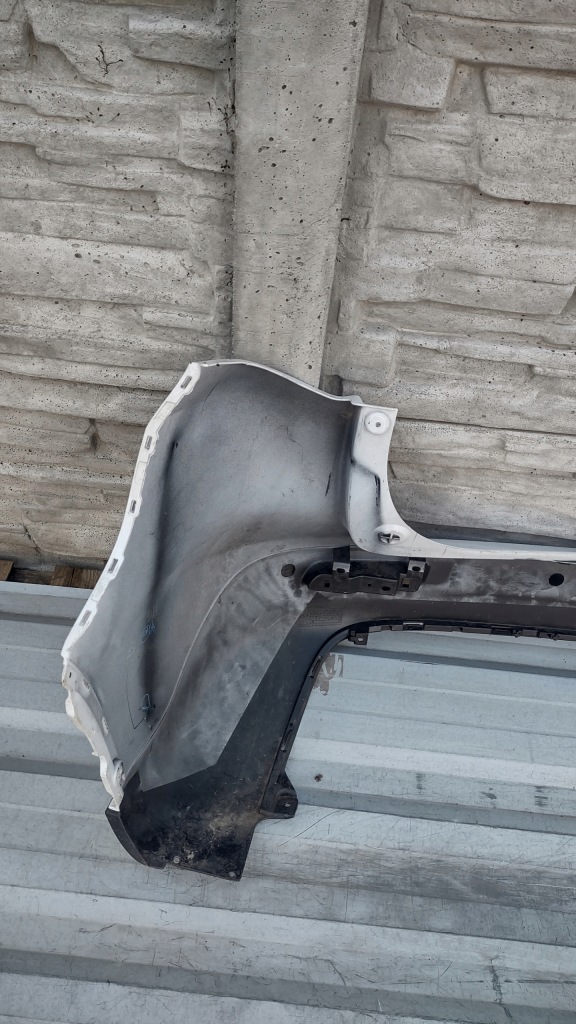 Suzuki vitara iii 2015- бампер задняя задний pdc 71811-54p с Разборки