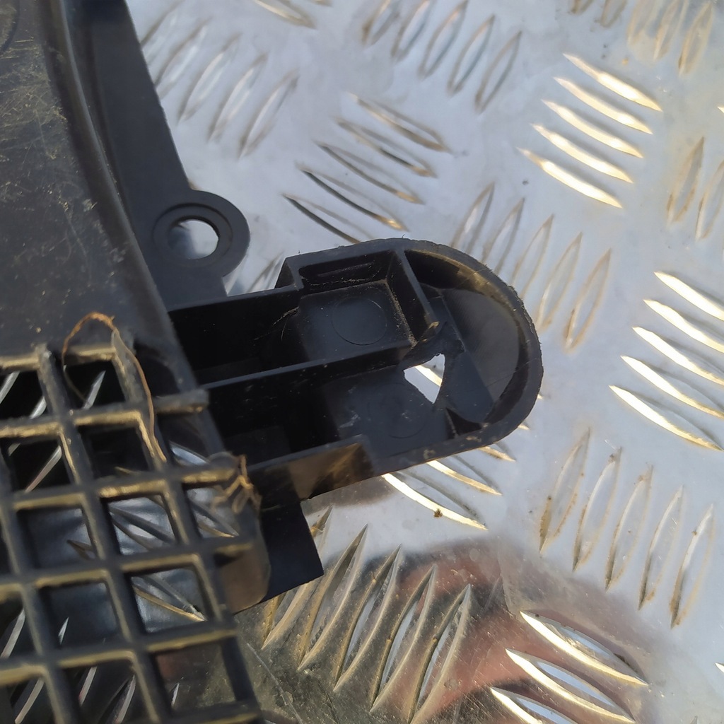 фото №6, Peugeot 2008 i жабо левая правое полный 96733024