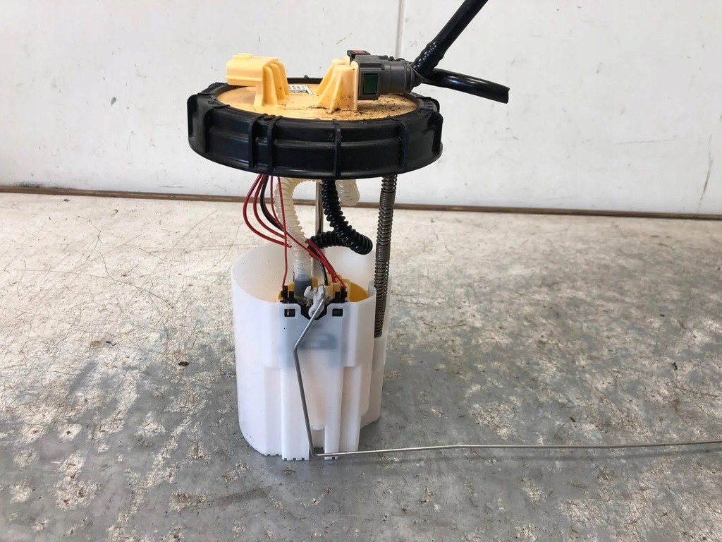 фото №2, Насос пального renault master iii 172026697r