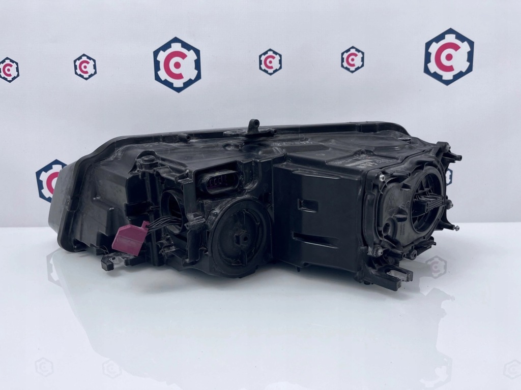 Фара правый  перед audi a8 d4 рестайлинг  matrix Цена