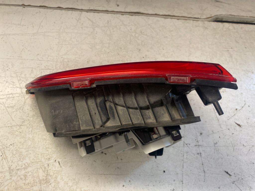 фото №6, Vw golf vii лампа лівий задня w кришка 5g0945093t