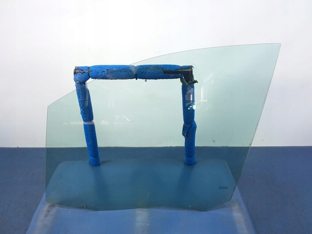 фото №1, 807 c8 ulysse стекло дверь перед левая 03