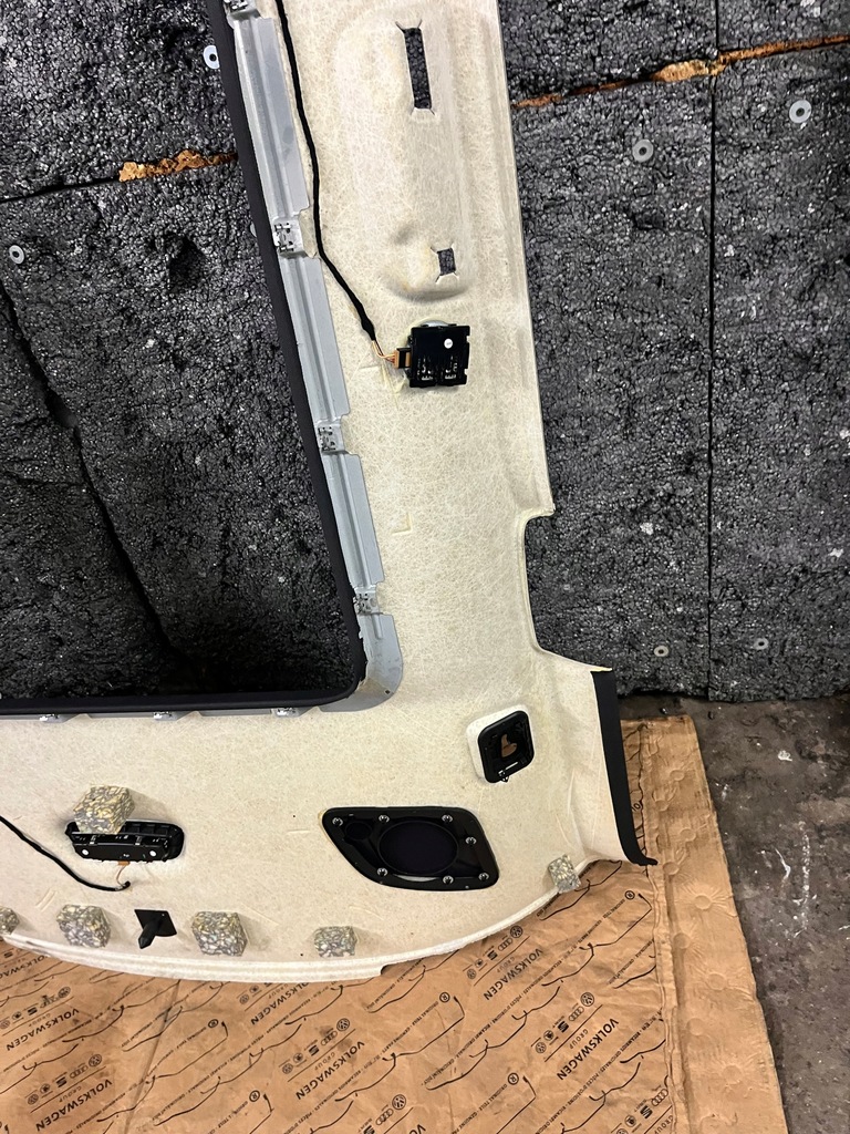 фото №12, Audi q7 sq7 4m стеля стеля s-line чорний панорама стеля 100%